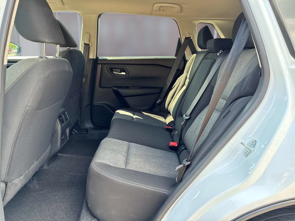 Used 2024 Nissan Rogue SV AWD/4WD image 22