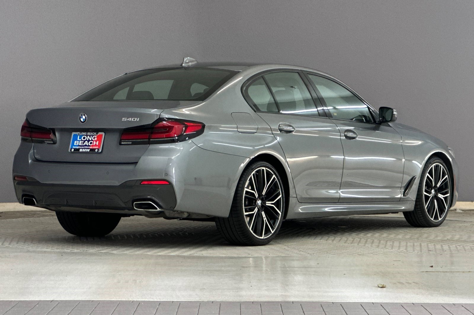 Certified 2023 BMW 540i w/ M Sport Package image 8