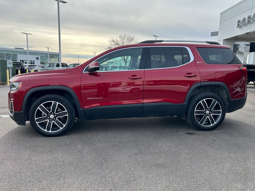 Used 2023 GMC Acadia SLT w/ Technology Package image 4