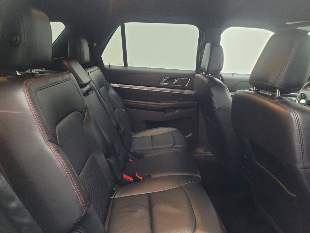 Used 2018 Ford Explorer Sport w/ Equipment Group 401A image 19