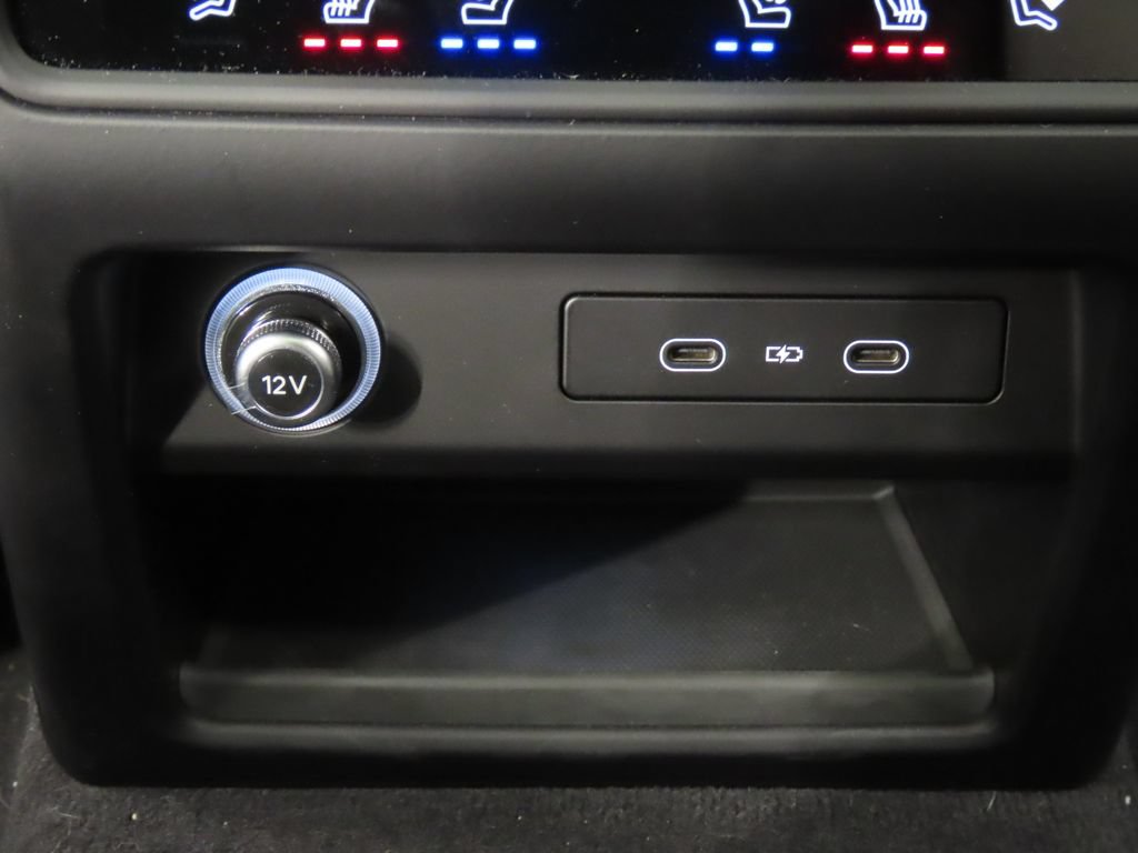 Certified 2026 Porsche Cayenne E-Hybrid AWD/4WD image 36
