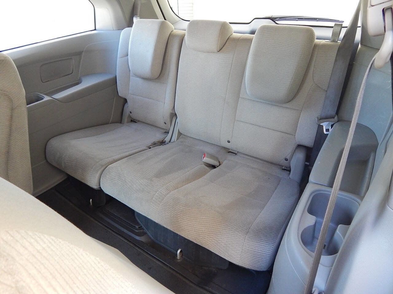 Used 2012 Honda Odyssey LX image 29