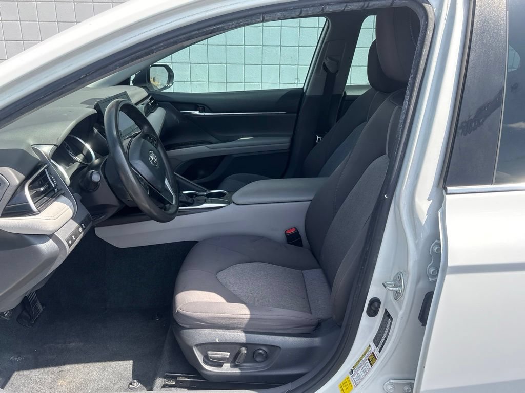 Used 2023 Toyota Camry LE FWD image 3