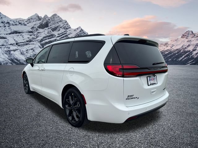 New 2027 Chrysler Pacifica Limited w/ S Appearance Package FWD image 7