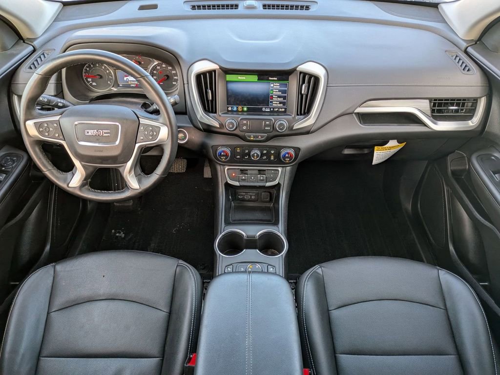 Used 2023 GMC Terrain SLT w/ Elevation Edition image 27