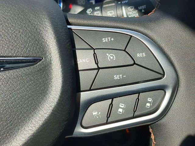 New 2026 Chrysler Pacifica Pinnacle w/ Trailer Tow Group image 34