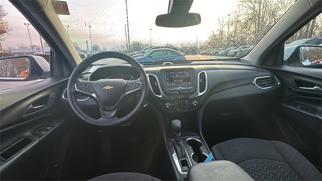 Used 2024 Chevrolet Equinox LT image 10