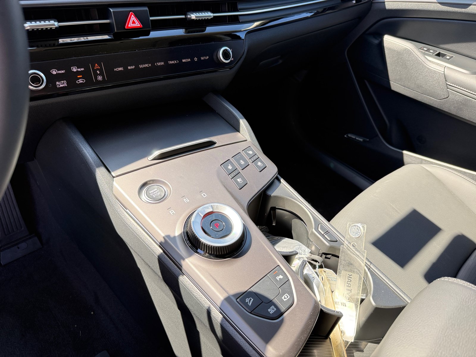 New 2027 Kia Sportage SX Prestige AWD/4WD image 13