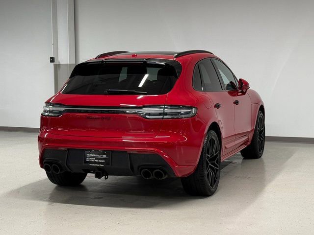 Certified 2022 Porsche Macan GTS image 3