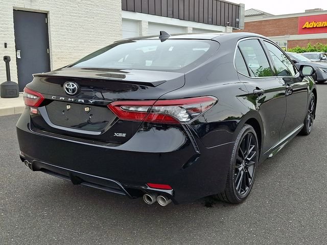 Certified 2022 Toyota Camry XSE FWD image 6