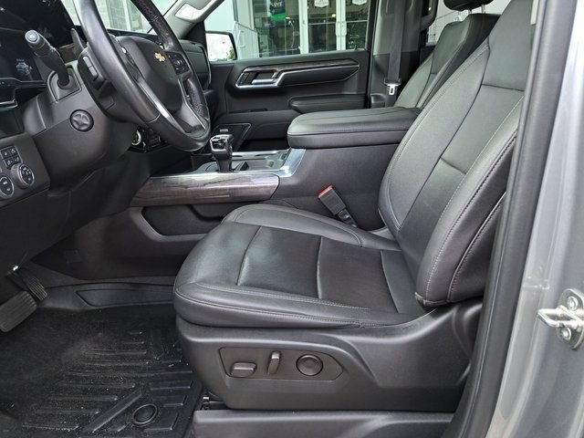 Used 2023 Chevrolet Silverado 1500 LTZ AWD/4WD image 23
