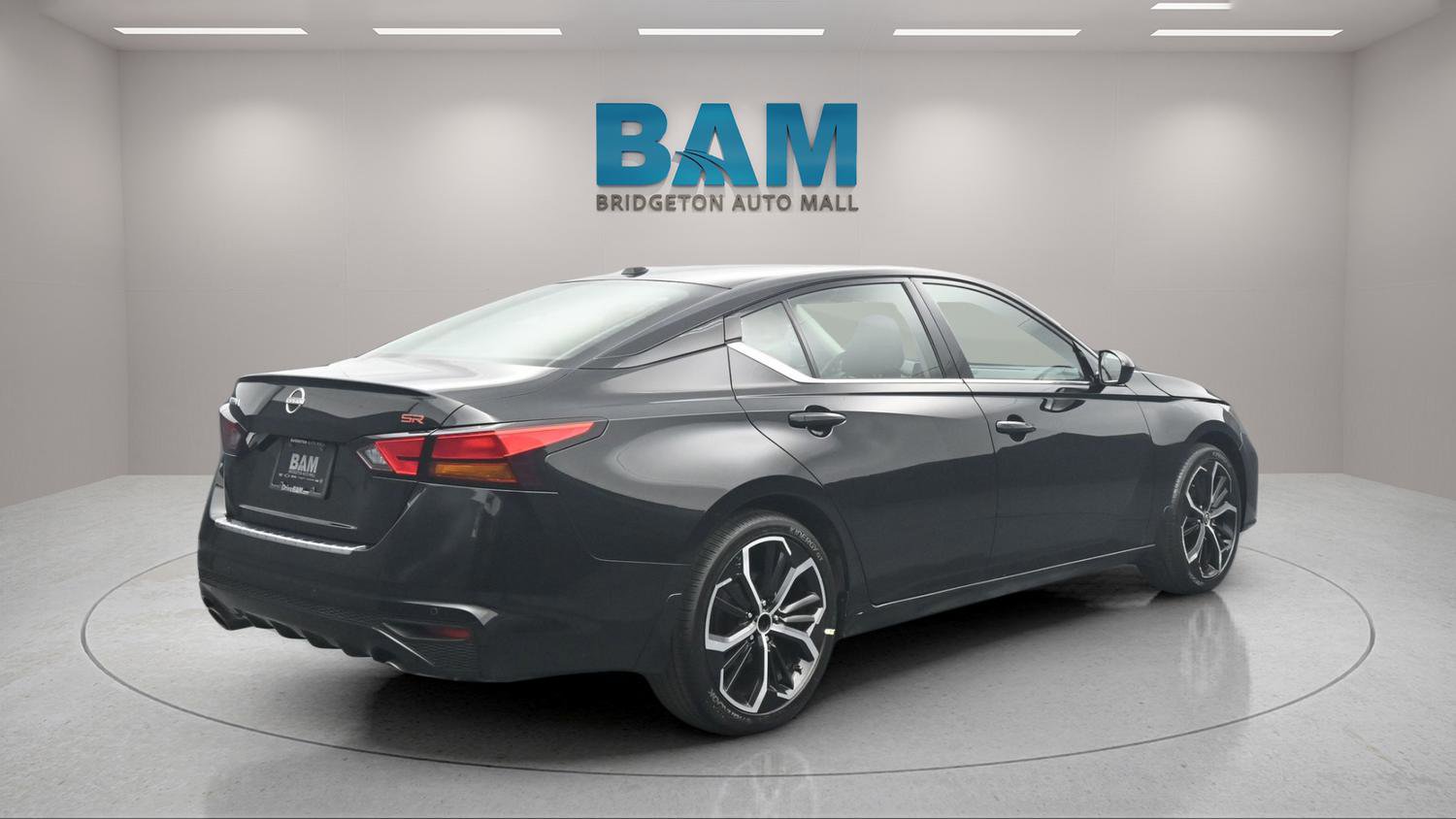 Used 2023 Nissan Altima 2.5 SR image 6