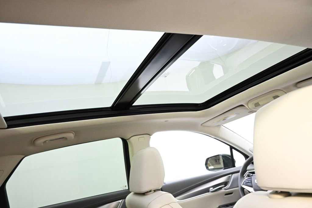 New 2025 Cadillac XT5 Premium Luxury w/ Technology Package image 17