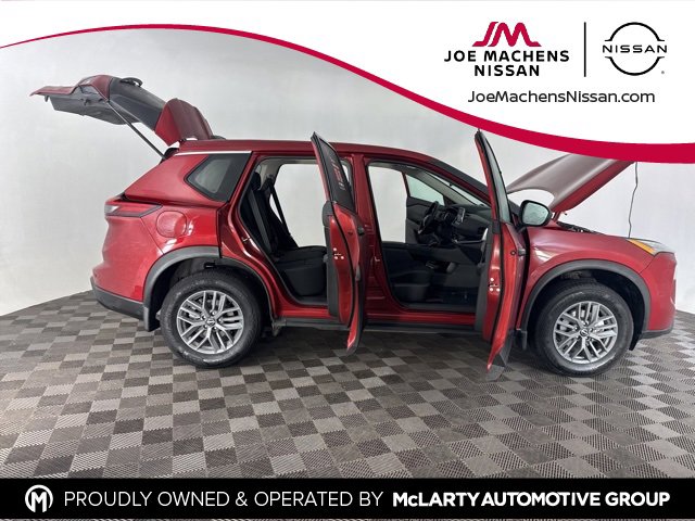 Certified 2025 Nissan Rogue S image 14