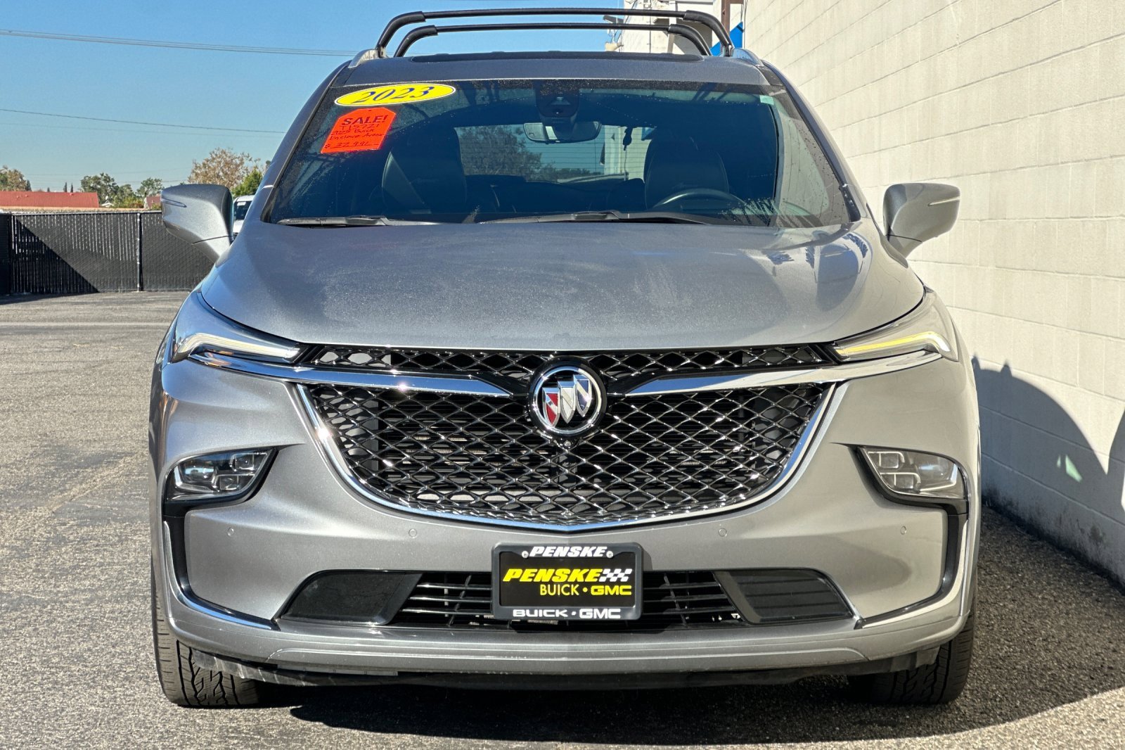 Certified 2023 Buick Enclave Avenir w/ Avenir Technology Package image 9