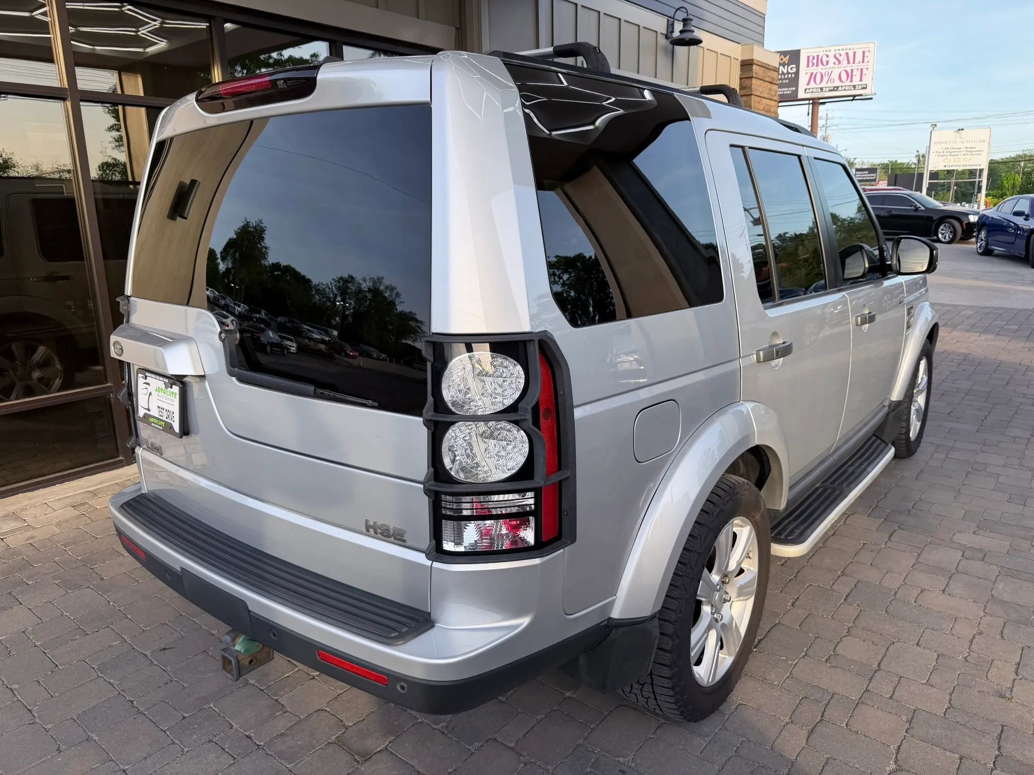 Used 2015 Land Rover LR4 HSE AWD/4WD image 59