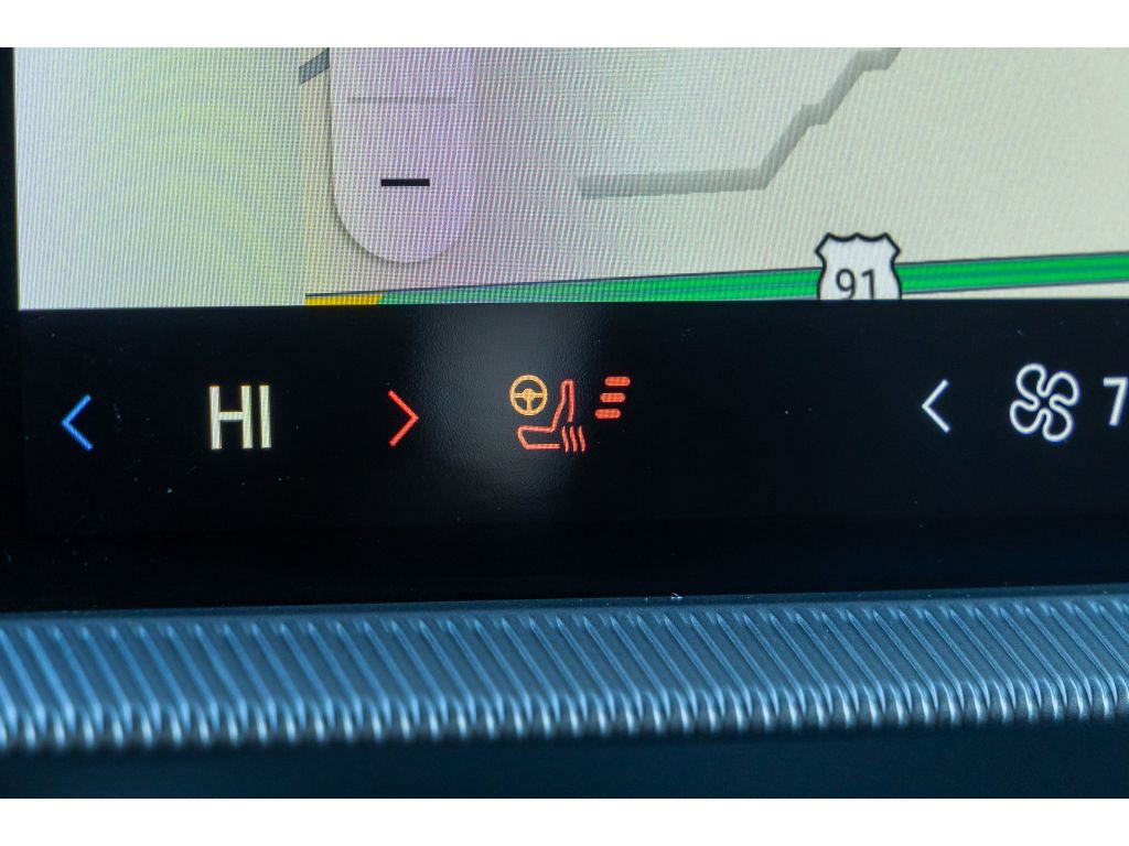 Used 2025 Ford Explorer ST-Line w/ ST-Line Street Pack image 26