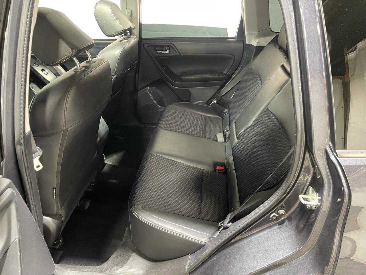 Used 2018 Subaru Forester 2.0XT Premium AWD/4WD image 21