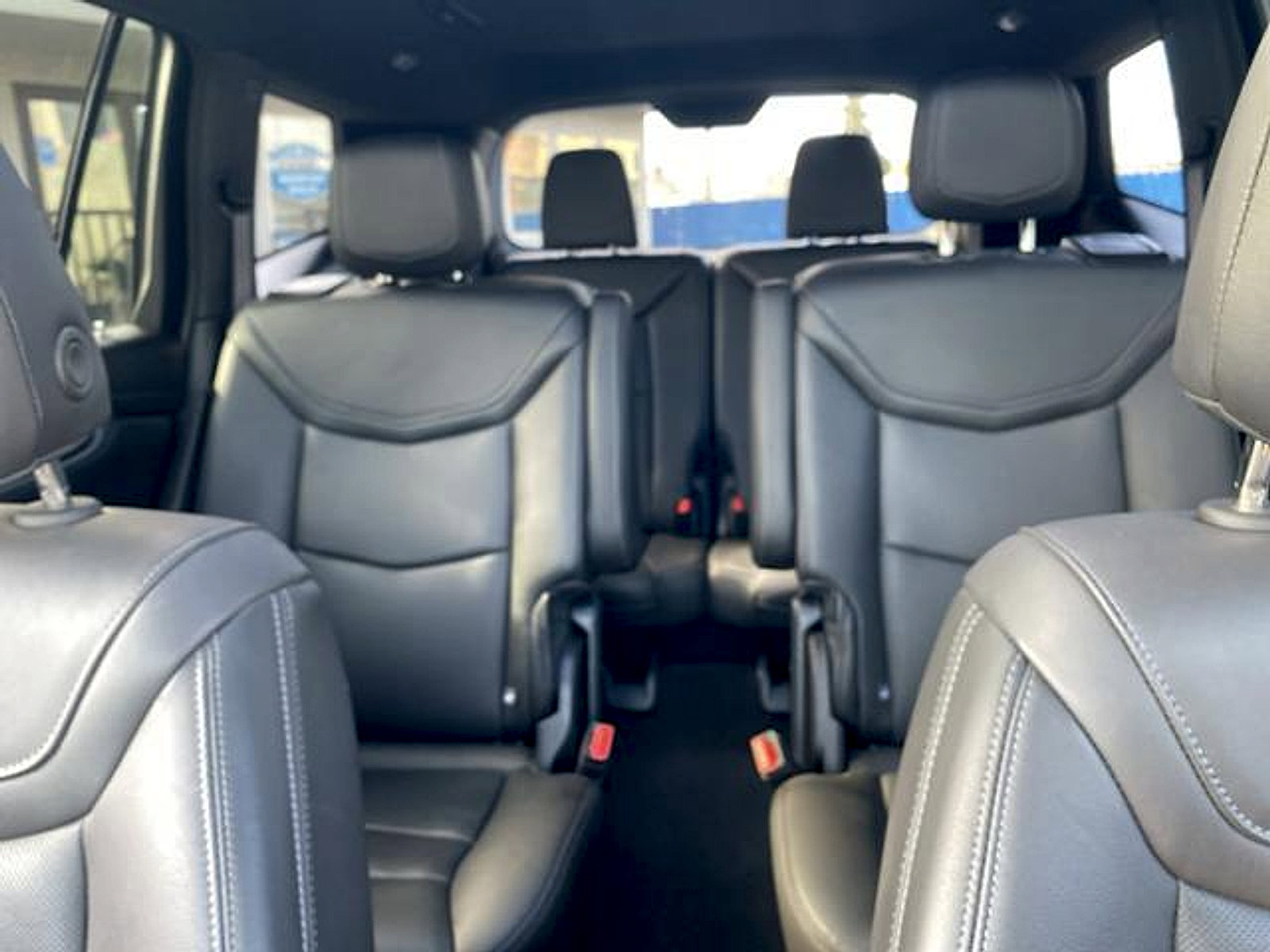 Used 2025 Cadillac XT6 Premium Luxury FWD image 36