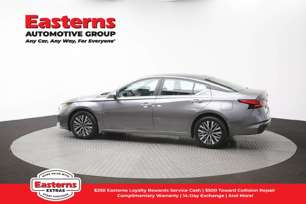 Used 2023 Nissan Altima 2.5 SV AWD/4WD image 62