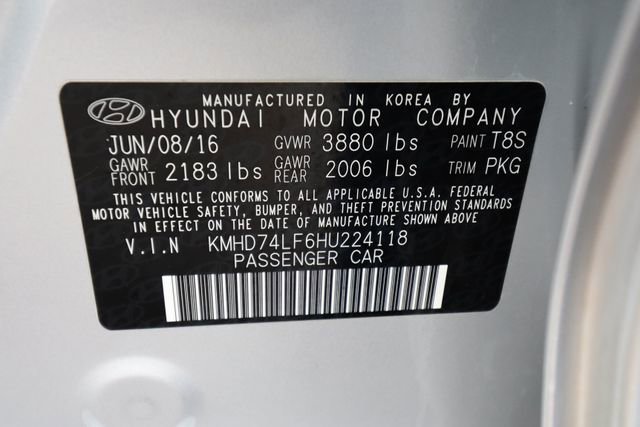 Used 2017 Hyundai Elantra SE image 48