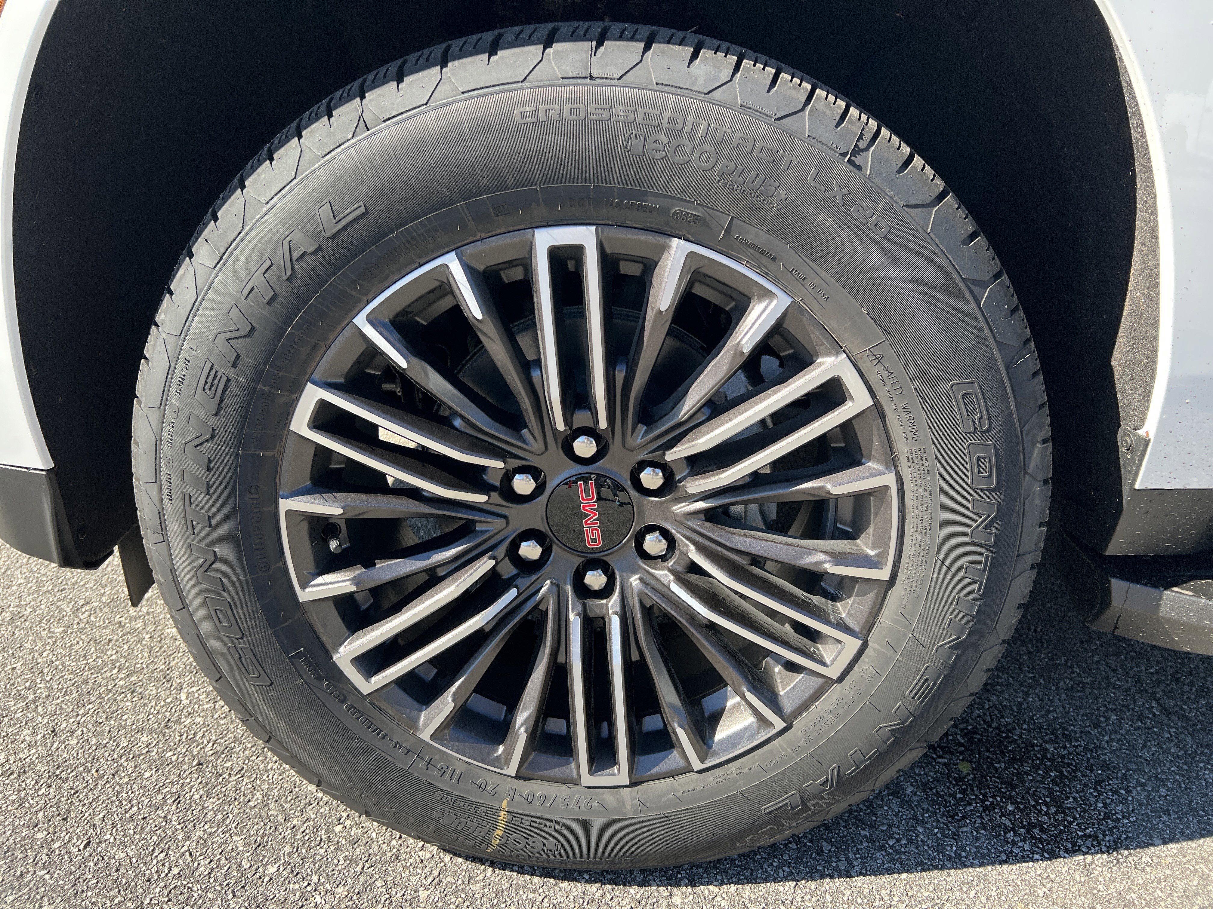 New 2026 GMC Yukon XL Elevation image 12