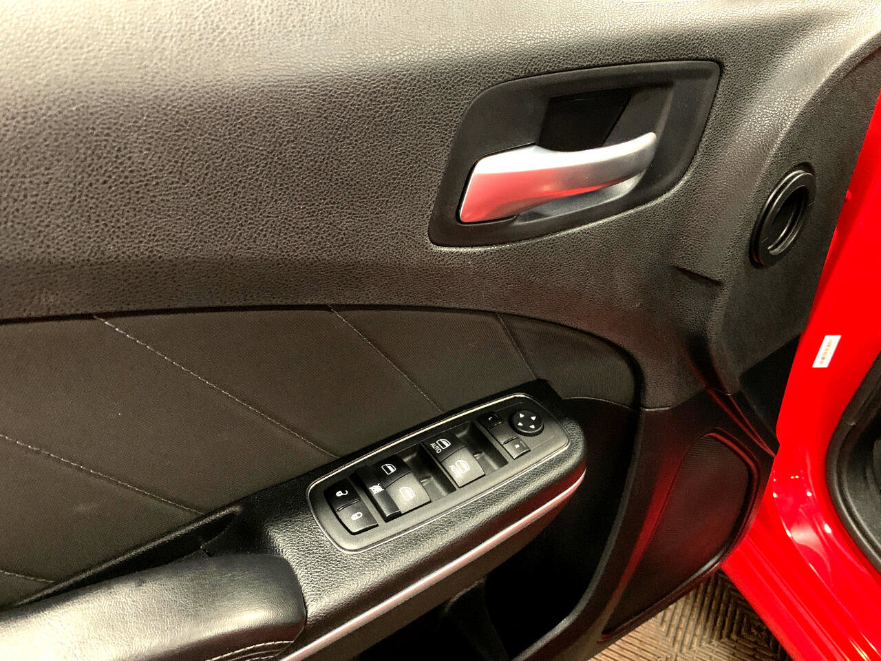 Used 2022 Dodge Charger SXT image 30