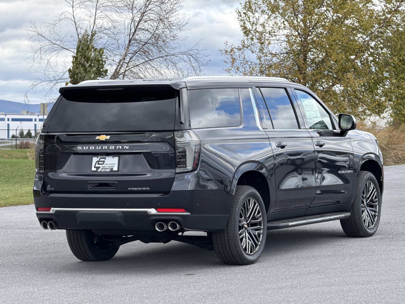 New 2026 Chevrolet Suburban Premier image 13