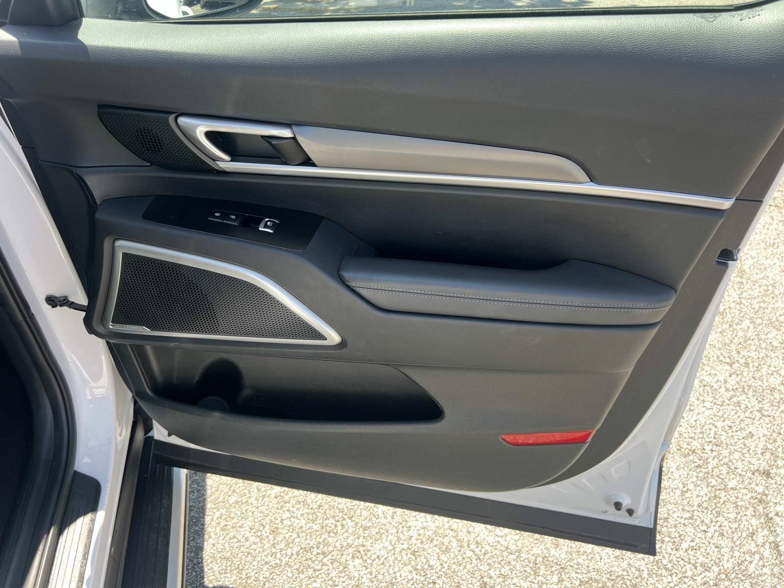 Used 2022 Kia Telluride LX AWD/4WD image 14