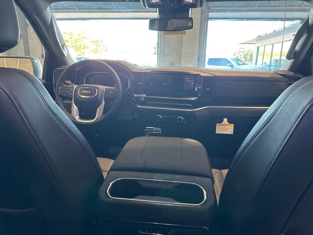 New 2026 GMC Sierra 1500 SLT w/ SLT Premium Plus Package AWD/4WD image 18