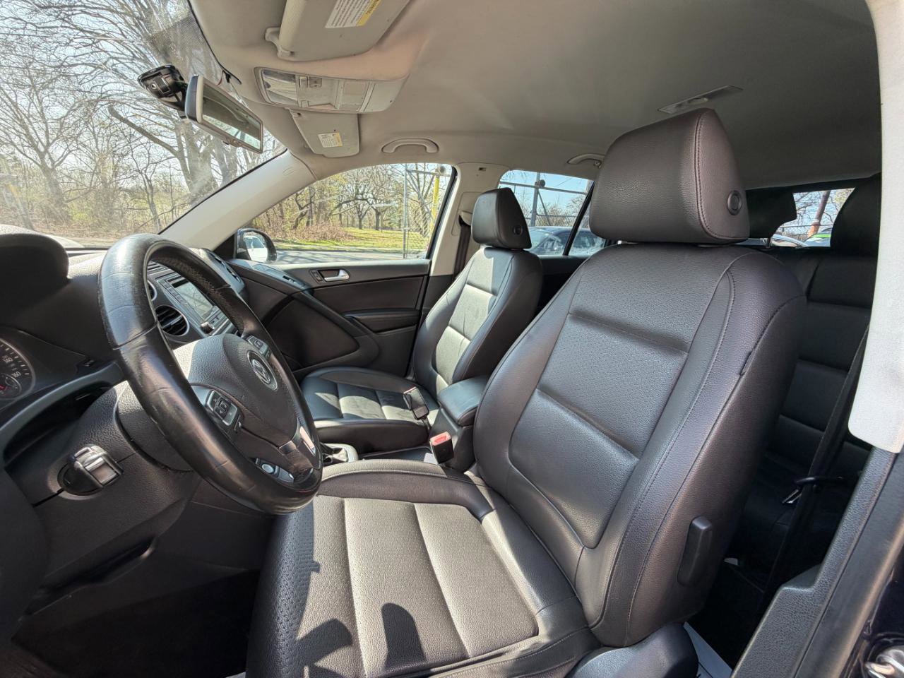 Used 2016 Volkswagen Tiguan S image 20