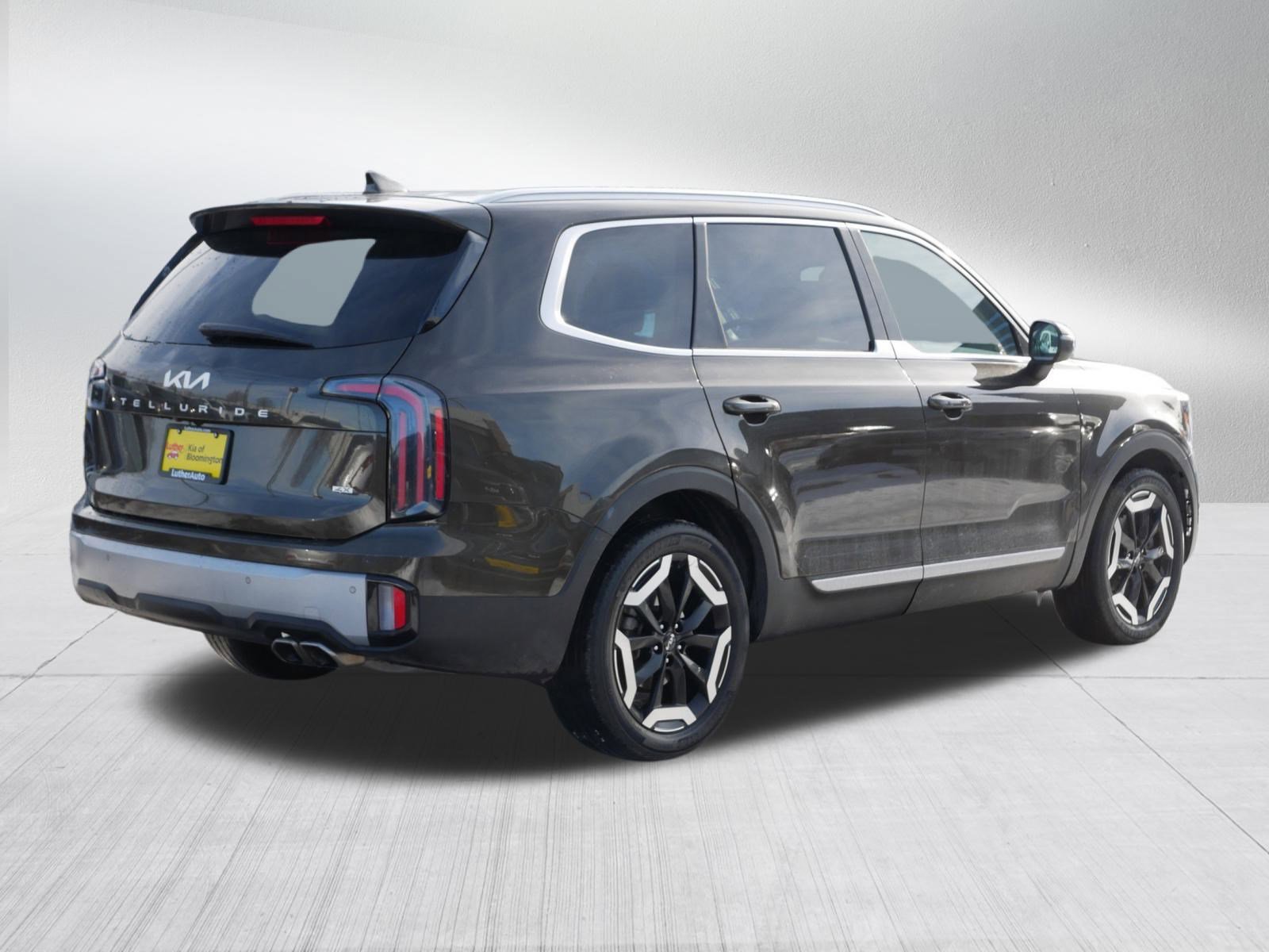 Certified 2023 Kia Telluride EX image 7