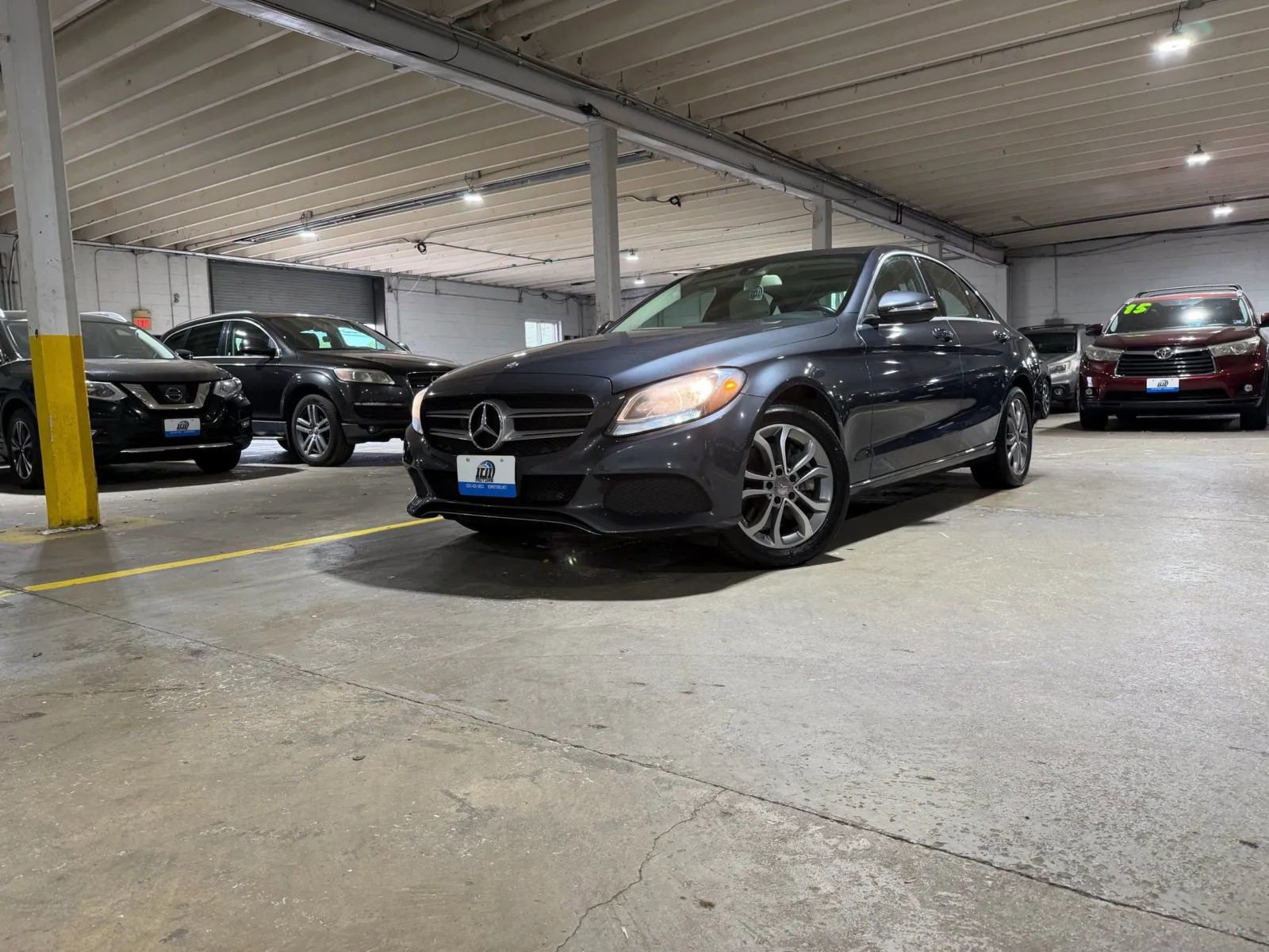 Used 2015 Mercedes-Benz C 300 4MATIC Sedan image 1