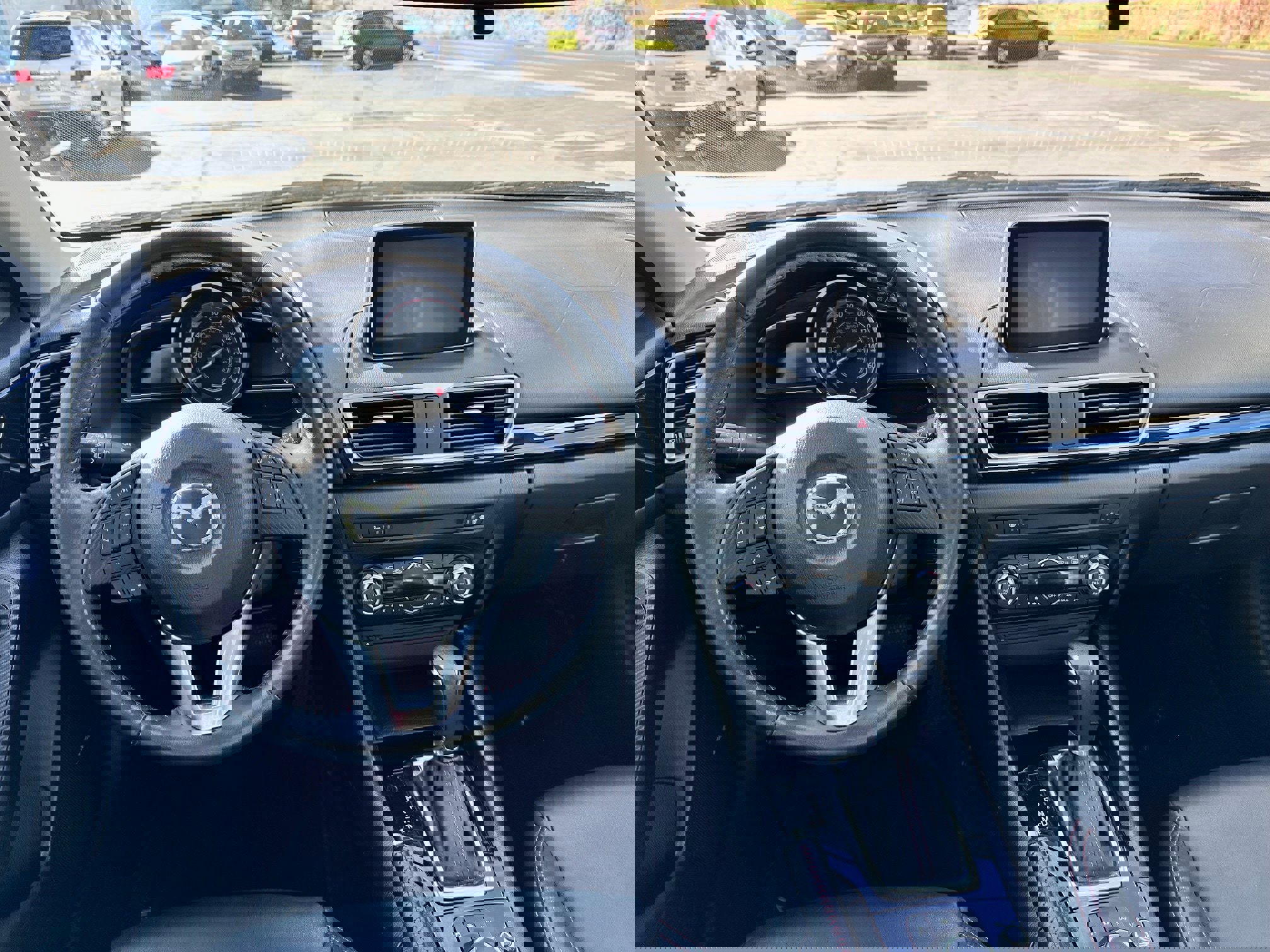 Used 2015 MAZDA MAZDA3 i Grand Touring image 7