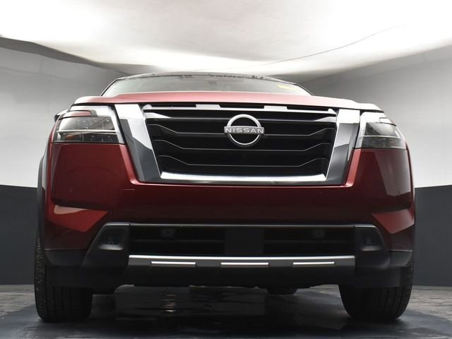 Used 2024 Nissan Pathfinder Platinum image 33