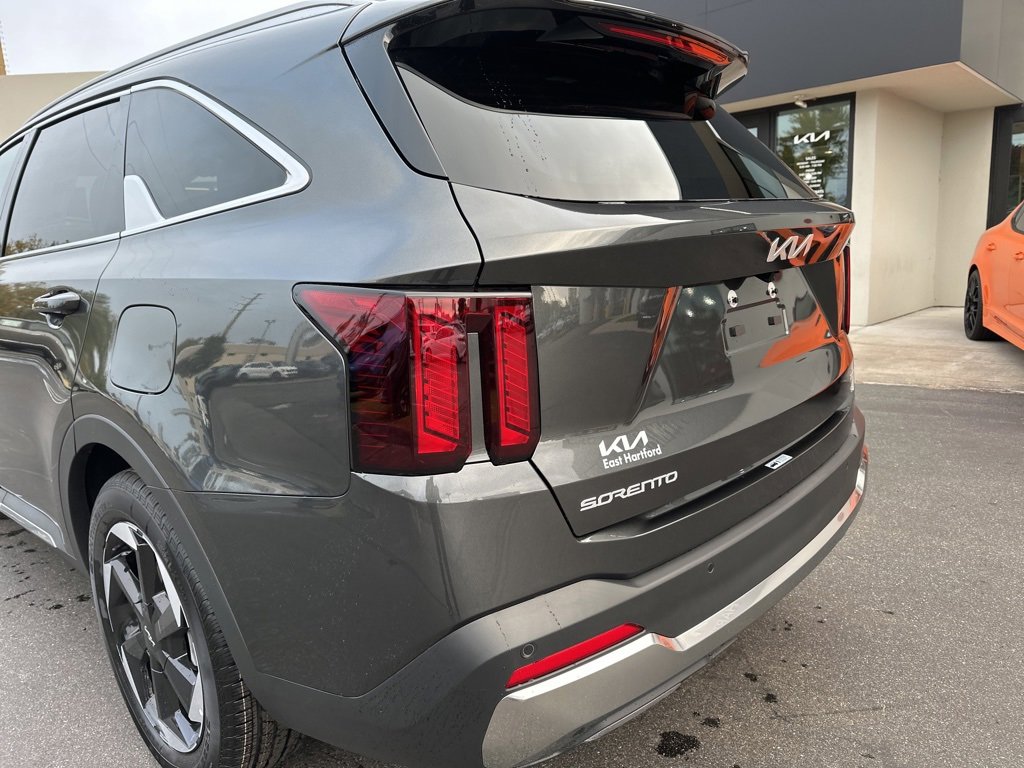 New 2026 Kia Sorento EX image 9
