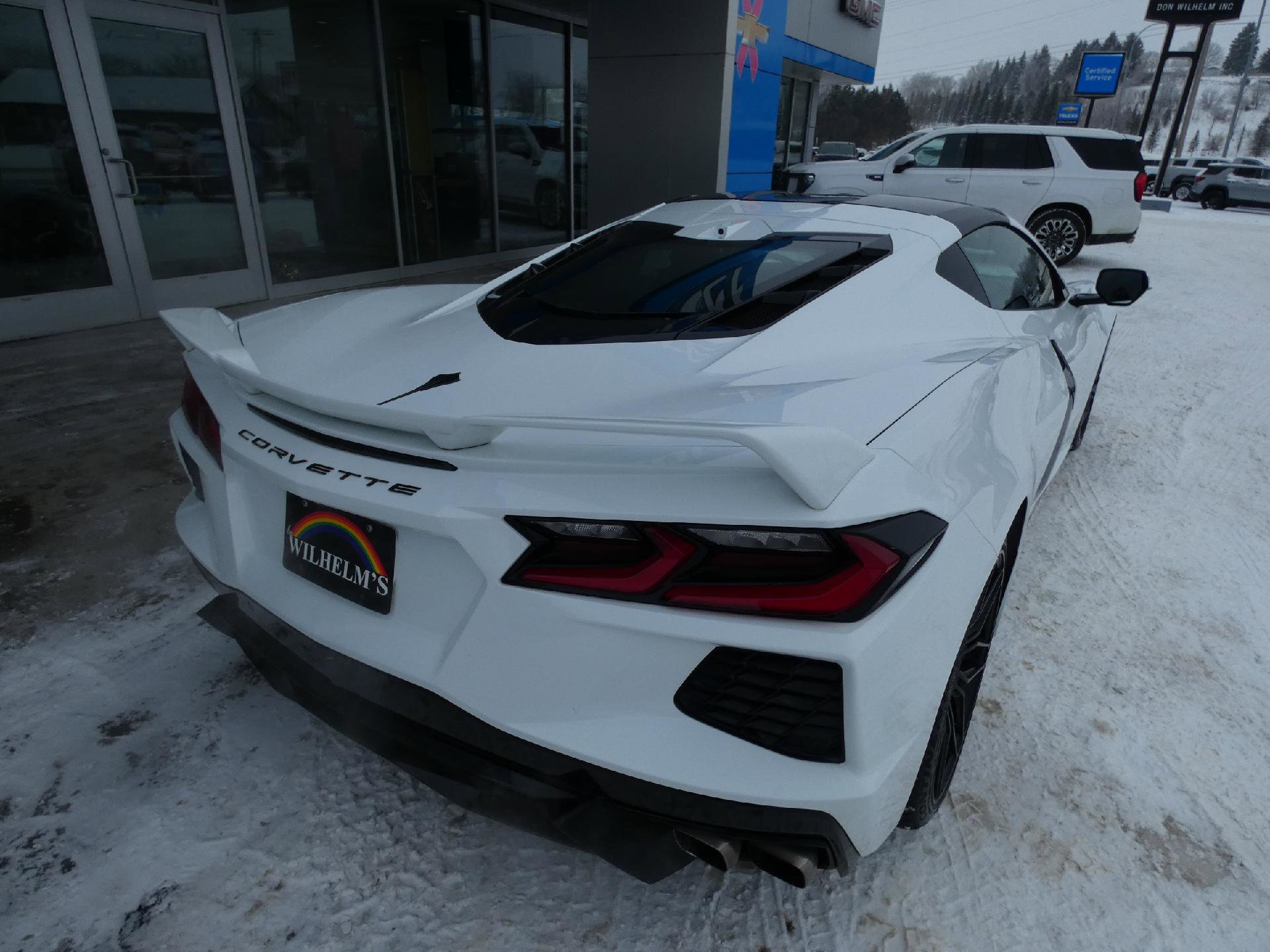 Used 2020 Chevrolet Corvette Stingray Preferred Cpe w/ 2LT Preferred Equipment Group image 3