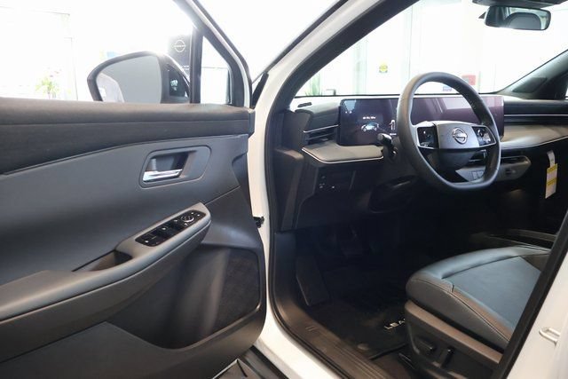 New 2026 Nissan Leaf SV+ w/ Floor Mat Package (SV+) FWD image 7