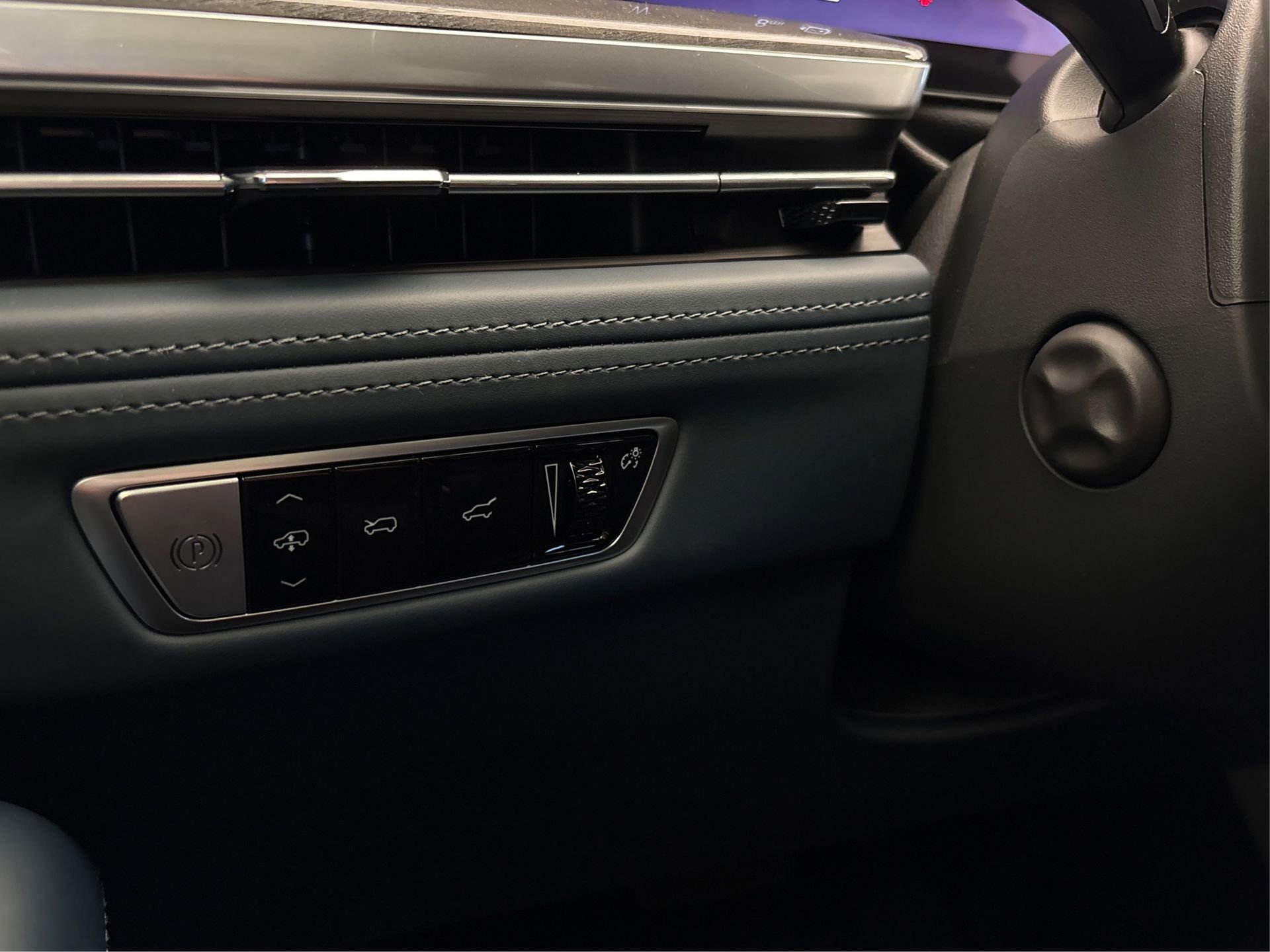 New 2026 Cadillac Escalade IQL Luxury image 20