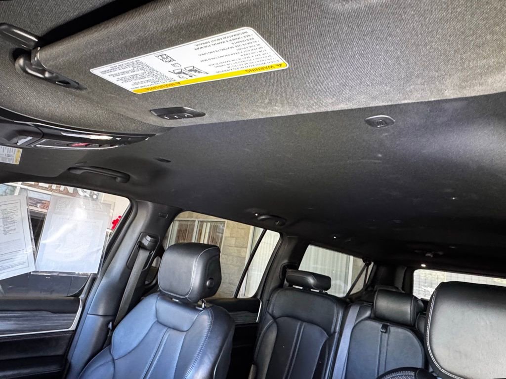 Used 2024 Jeep Wagoneer L Series II w/ Flexible Seating Group AWD/4WD image 35