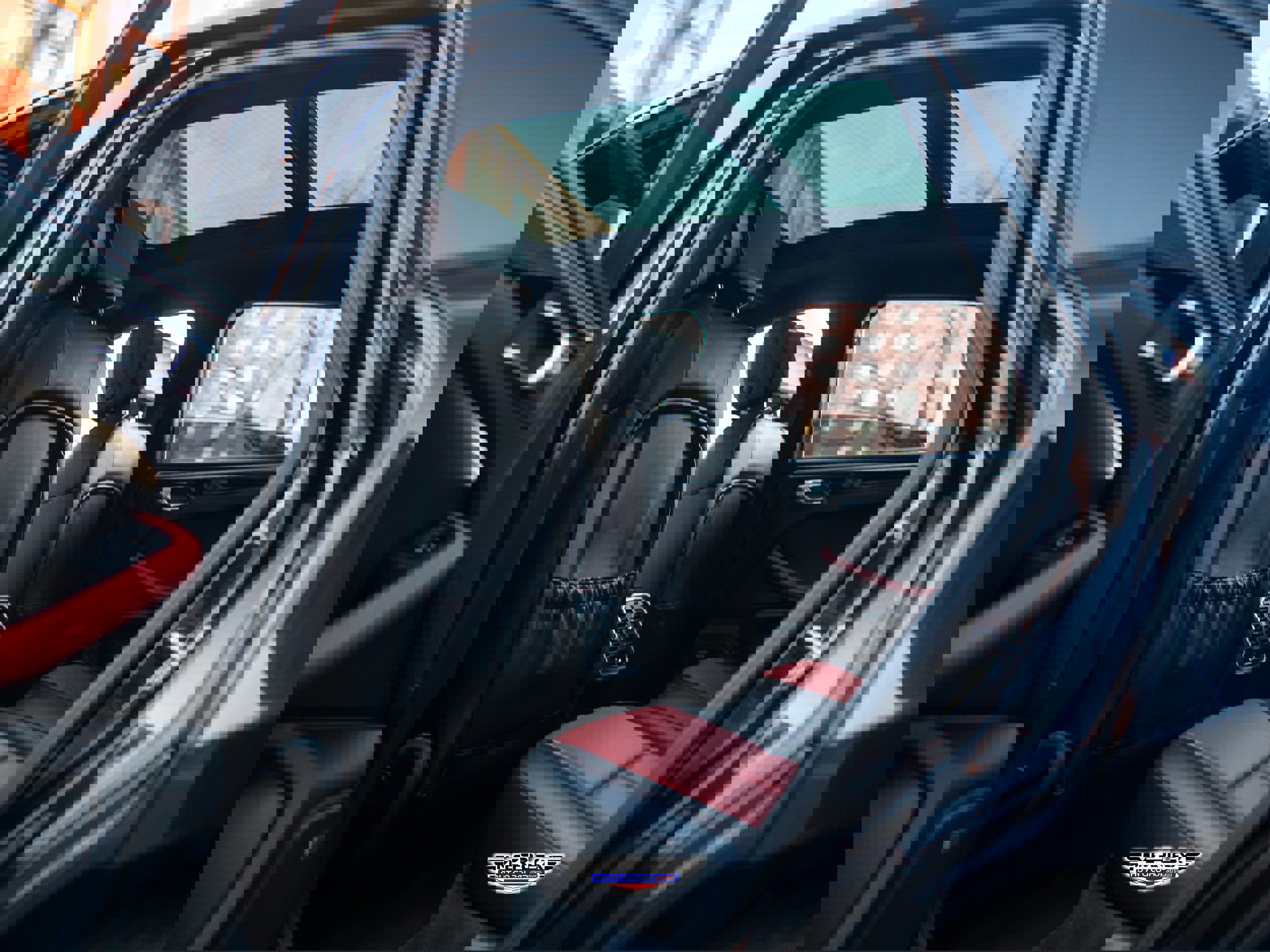 Used 2018 Porsche Macan Sport Edition image 21