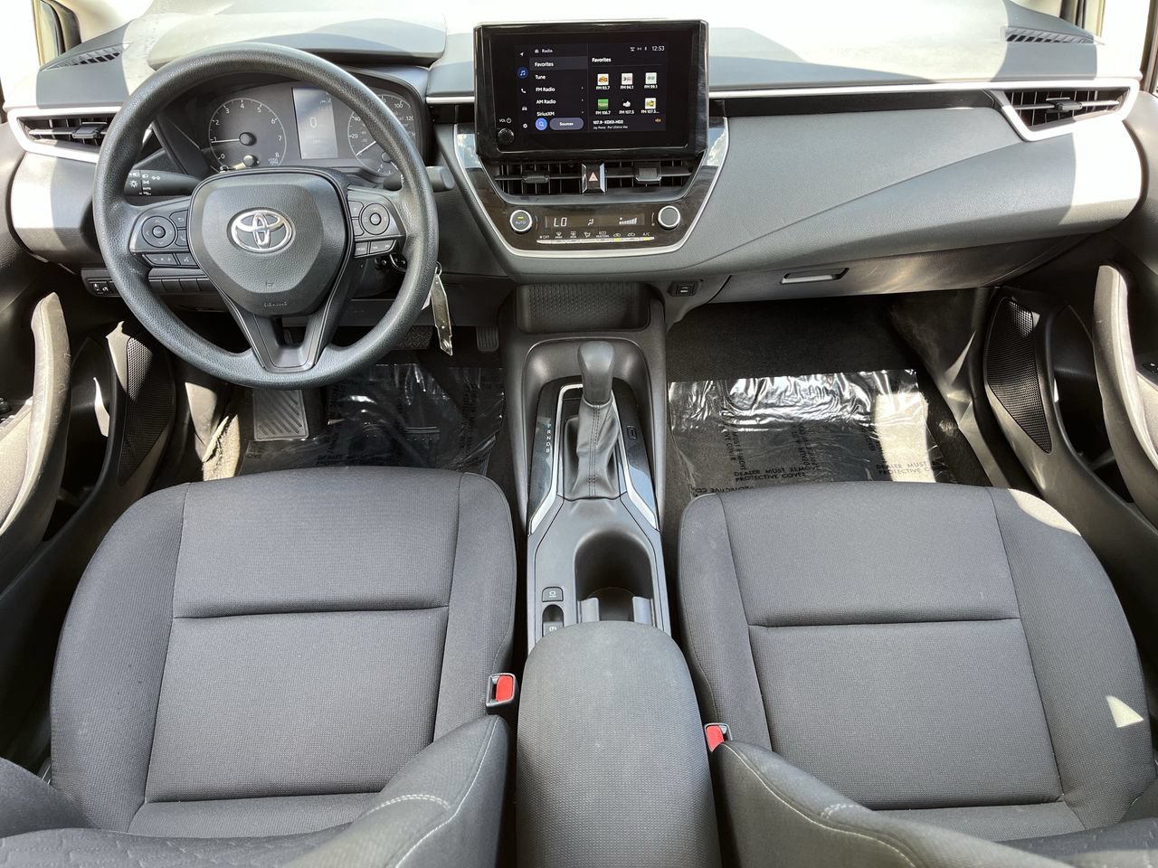 Used 2025 Toyota Corolla LE FWD image 9