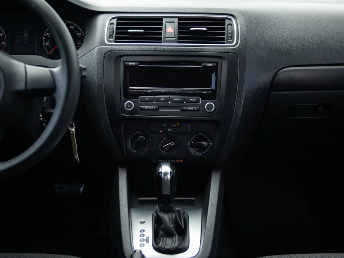 Used 2013 Volkswagen Jetta S FWD image 20