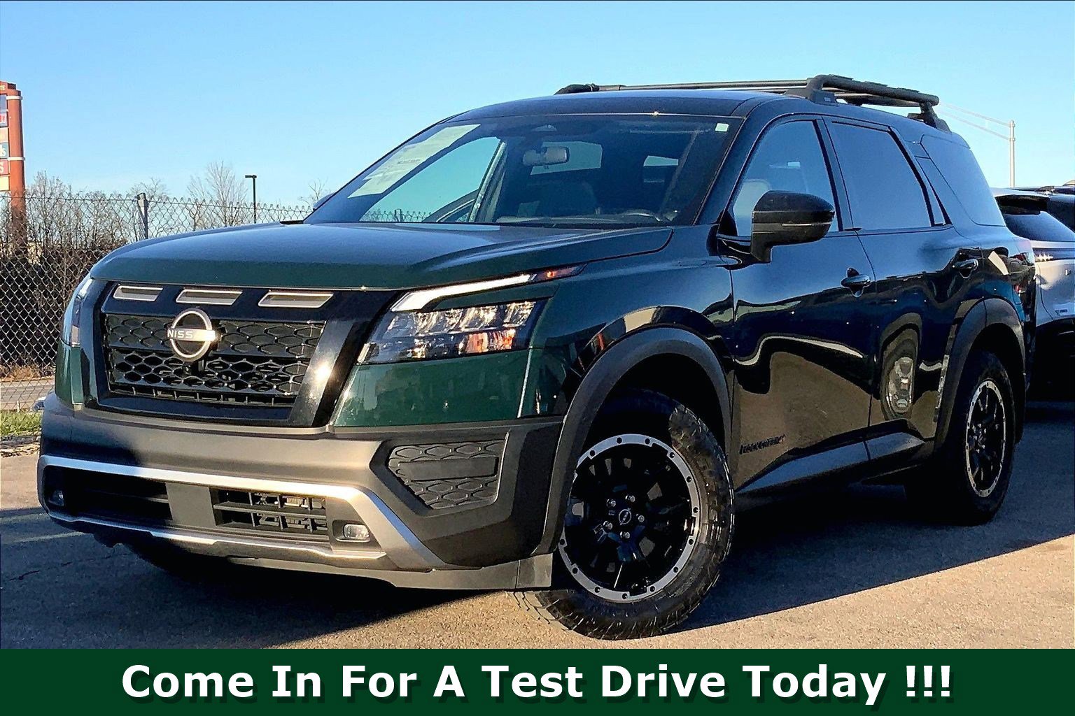 Used 2023 Nissan Pathfinder Rock Creek image 13