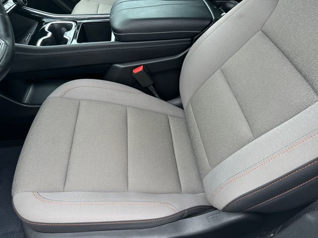 Used 2025 Chevrolet Traverse LT AWD/4WD image 13