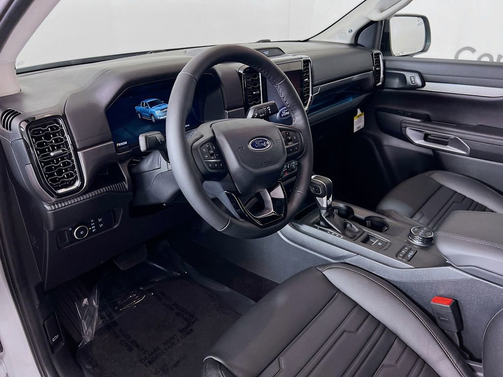 New 2026 Ford Ranger Lariat w/ FX4 Off-Road Package video 3