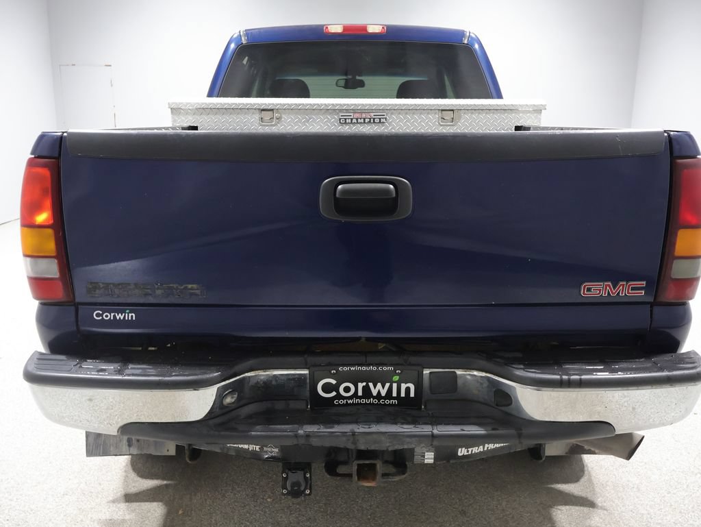 Used 2002 GMC Sierra 2500 4x4 Crew Cab HD w/ SLT Marketing Option Pkg image 3
