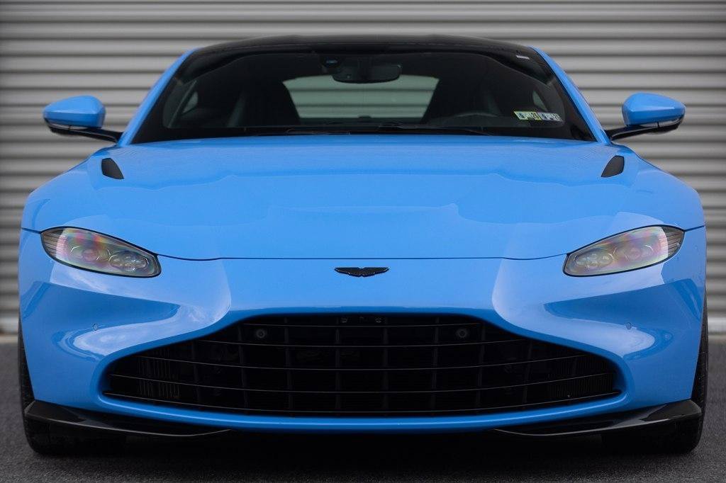 Used 2021 Aston Martin V8 Vantage Coupe RWD image 4