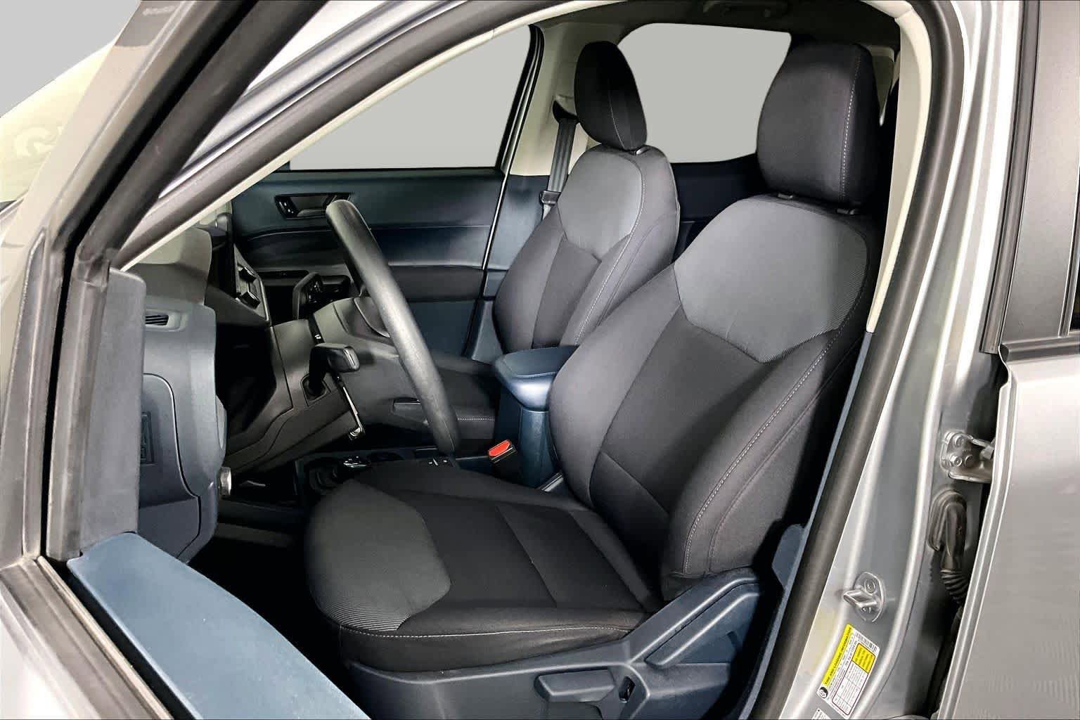 Used 2022 Ford Maverick XL FWD image 8
