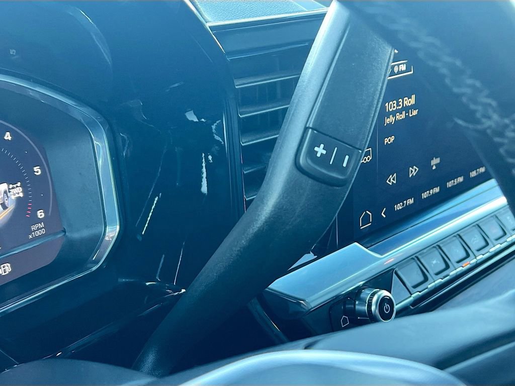 Used 2025 GMC Sierra 1500 SLT image 16